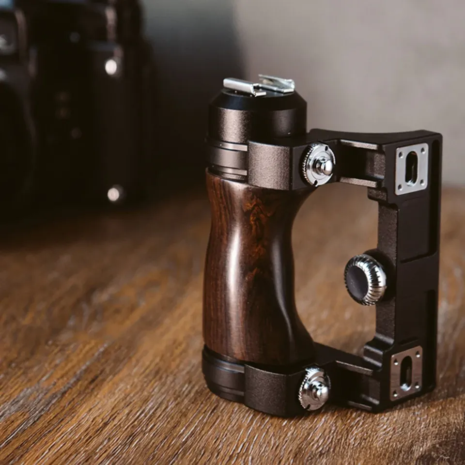 NEW Wood Camera Hand Grip For Pentax 67 6X7 ii Left hand Handle