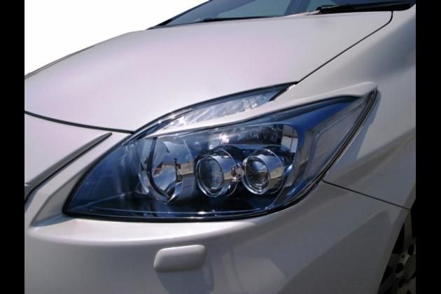 30 プリウス 前期 ROWEN アイラインガーニッシュ（LEDﾍｯﾄﾞﾗｲﾄ専用