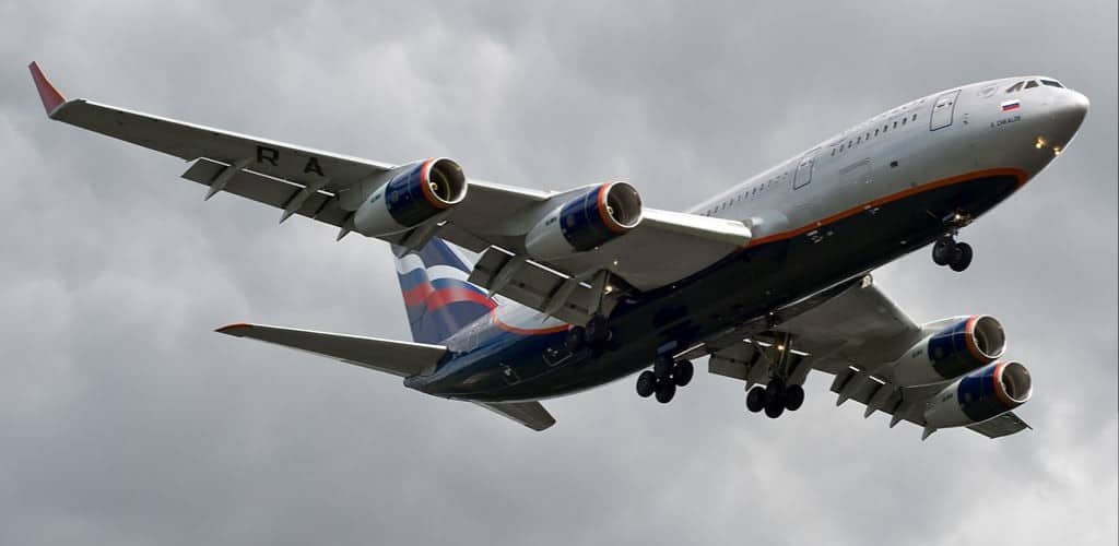 Ilyushin Il-96 300 · Aero Corner