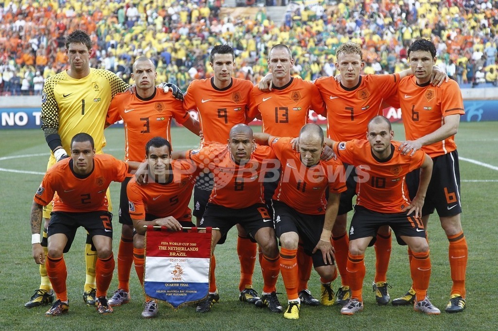 オランダ準決勝進出、ブラジルに逆転勝ち W杯 写真26枚 ファッション
