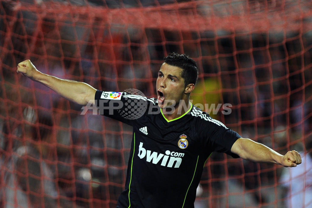 レアル・マドリード快勝 ロナウドが4得点の活躍 写真6枚 ファッション