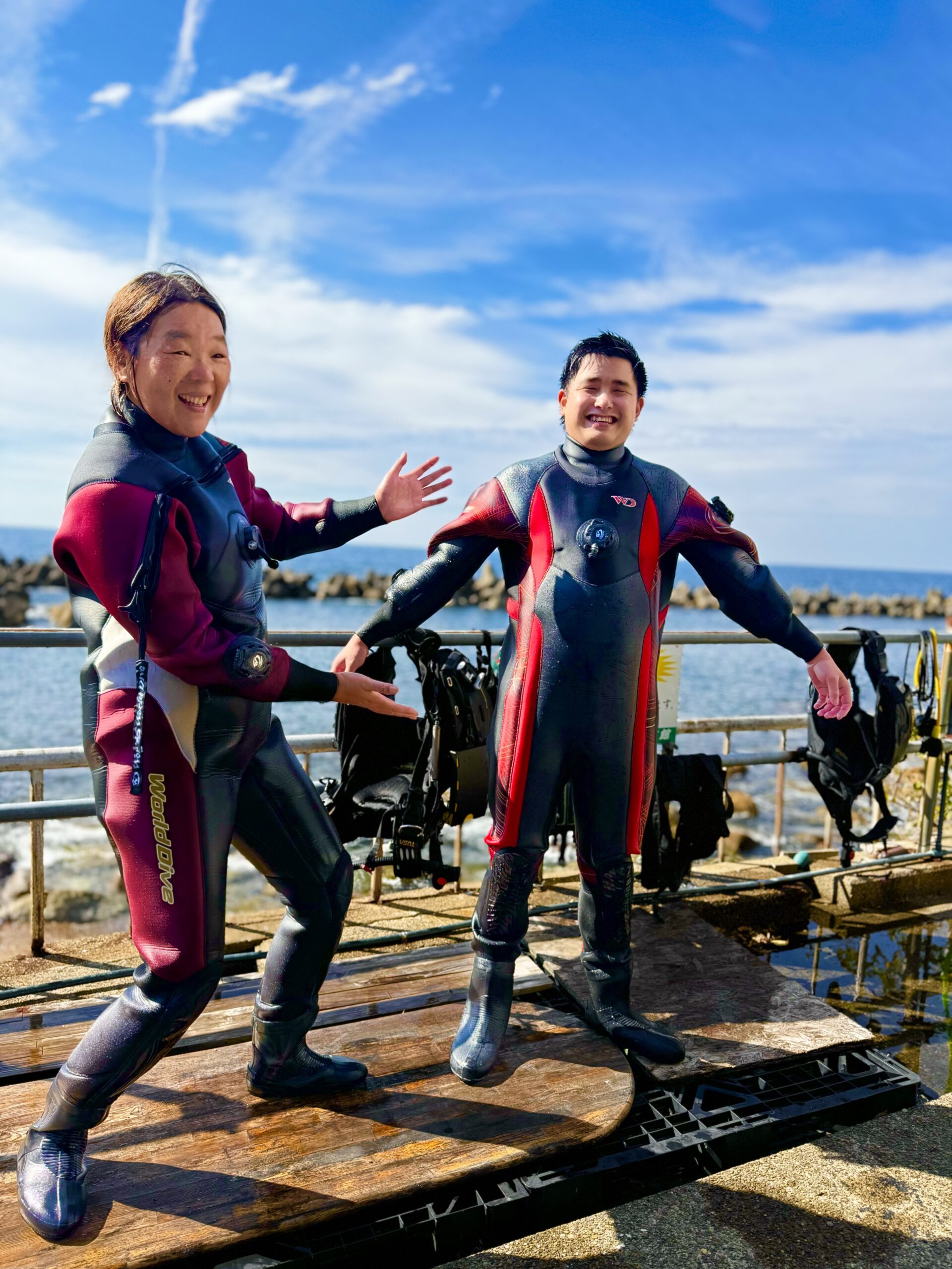 かっこいいドライスーツ - アクアマリン金沢店