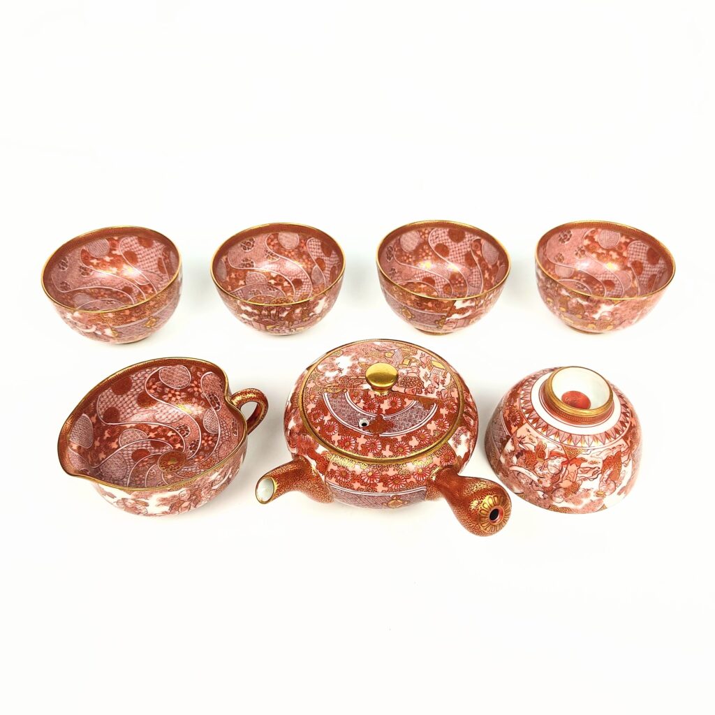 九谷焼の歴史- 華麗なる色絵磁器の世界 – 古美術西川