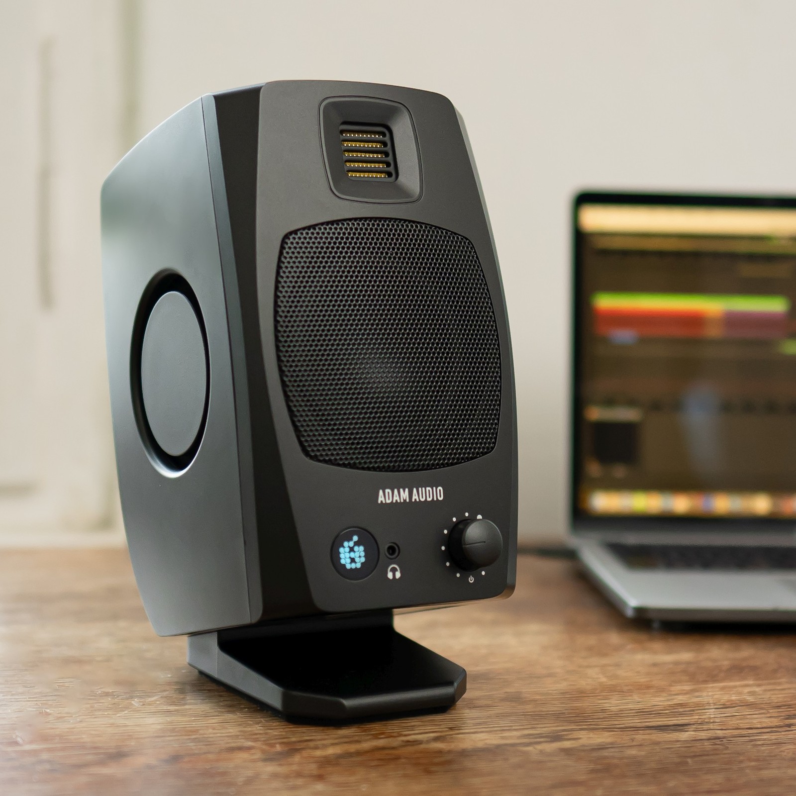 ADAM Audio D3V Black – Switzerland