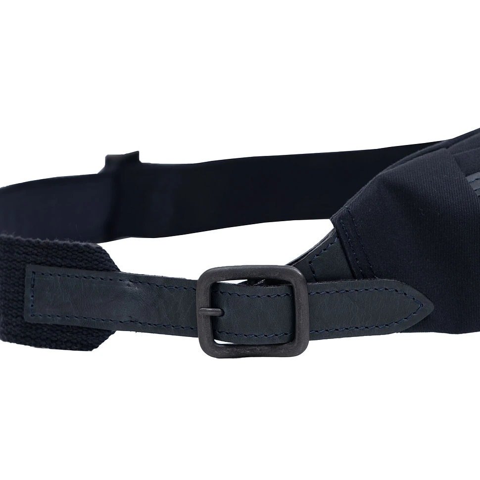 nanamica - Water Repellent Belt Bag (Navy) | HHV