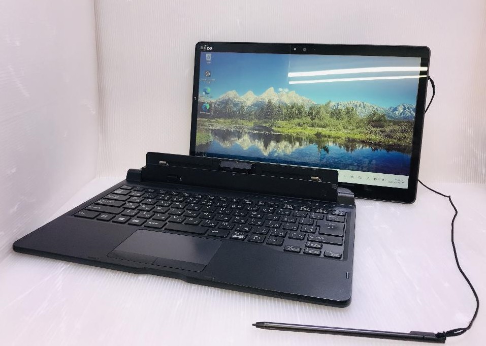 富士通 ARROWS Tab Q738/SB (Core i5 8350U 1.7GHz/8GB/128GB/Wi-Fi