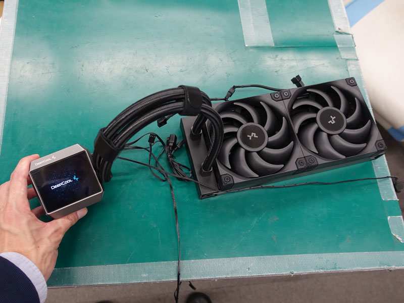 DeepCoolの新型水冷クーラー「MYSTIQUE」登場、第5世代ポンプ/液晶搭載