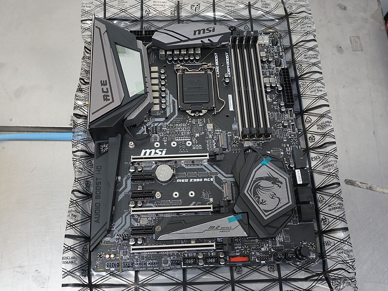 Intel Z390」搭載マザーが各社から登場、第9世代Coreプロセッサに対応