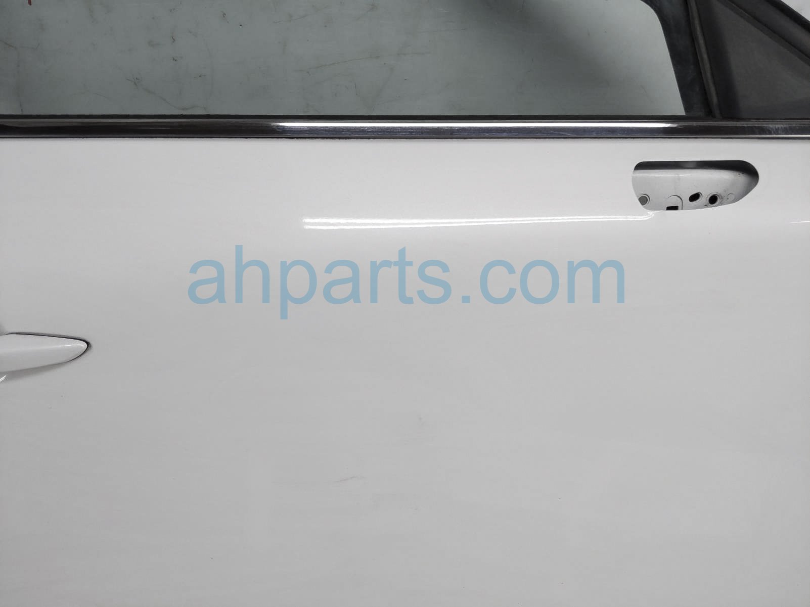 Sold 2021 Mazda Cx-30 Front Passenger Door - White - No Mirror