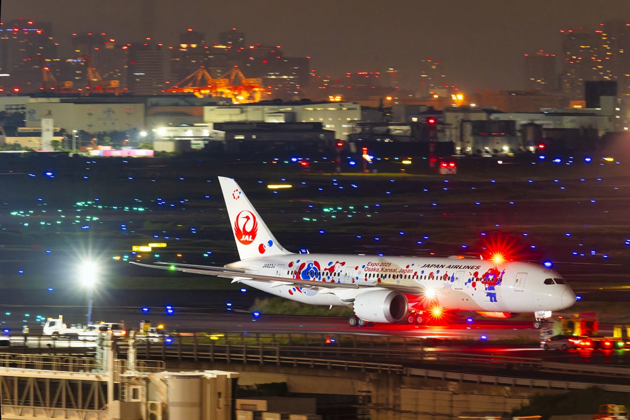 ボーイング787「ミャクミャクJET」、万博PRのミッションへ早速