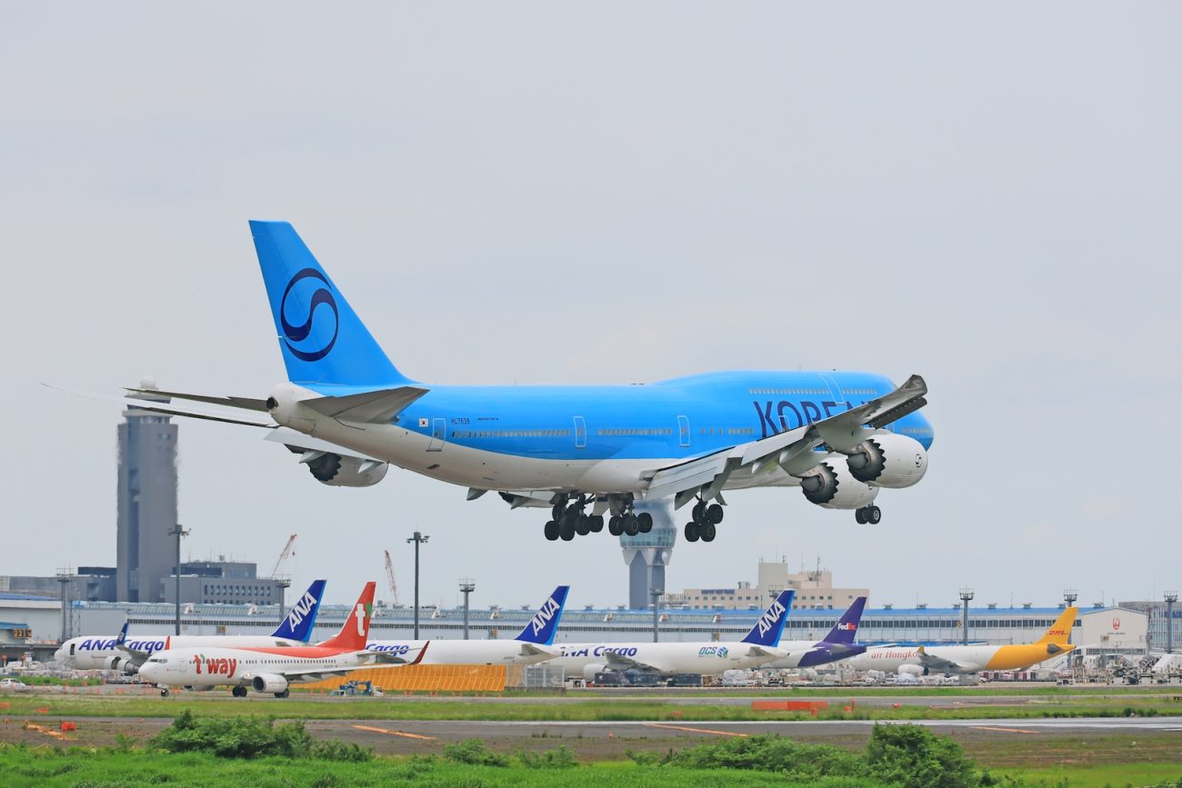 KOREAN」なジャンボがついに成田へ！ 大韓航空、新塗装のボーイング747