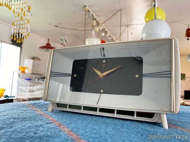 東洋時計 TOYOCLOX プラスチック置き時計 オルゴール目覚まし ゼンマイ