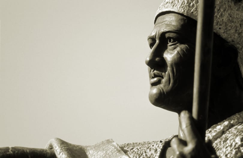 カメハメハ大王の歴史｜ハワイに3体あるカメハメハ大王像の場所は