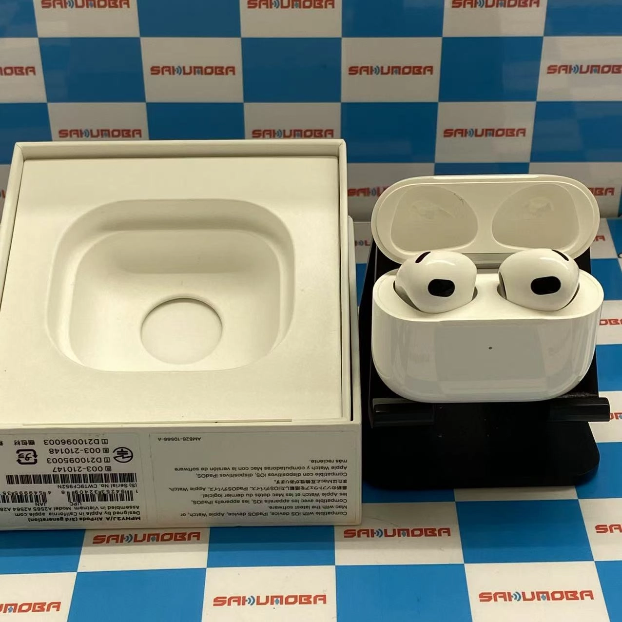 Apple AirPods 第3世代 Lightning充電ケース付き A2566 ホワイト