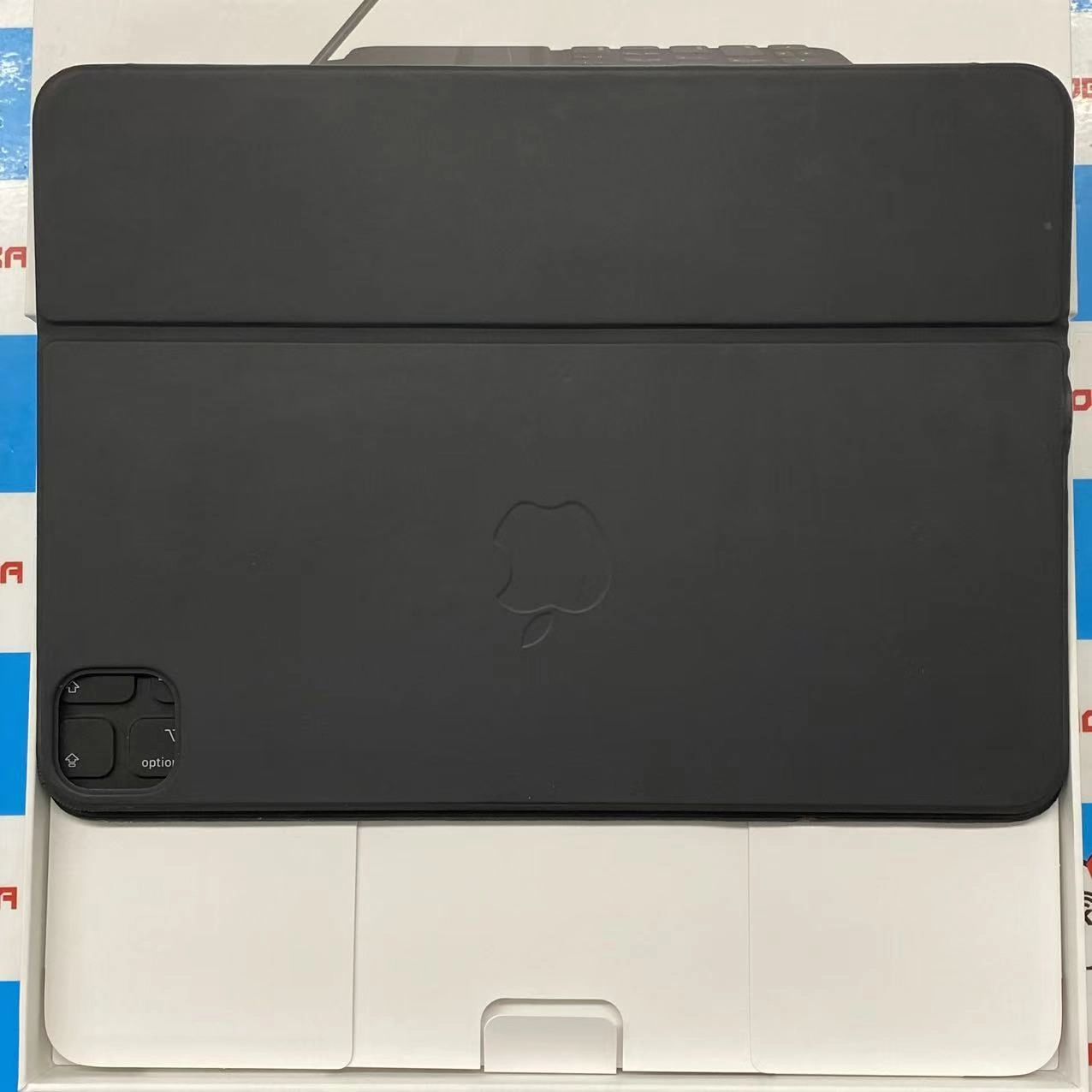 12.9インチiPad Pro(第3世代)用 Smart Keyboard Folio A2039 ブラック