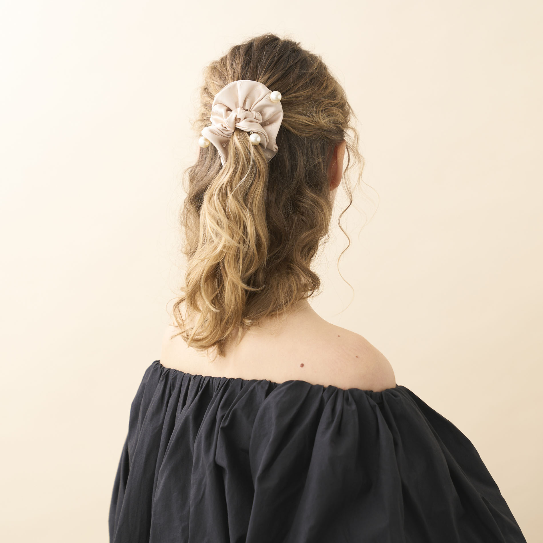 シュシュ｜ALEXANDRE DE PARIS（アレクサンドル ドゥ パリ）