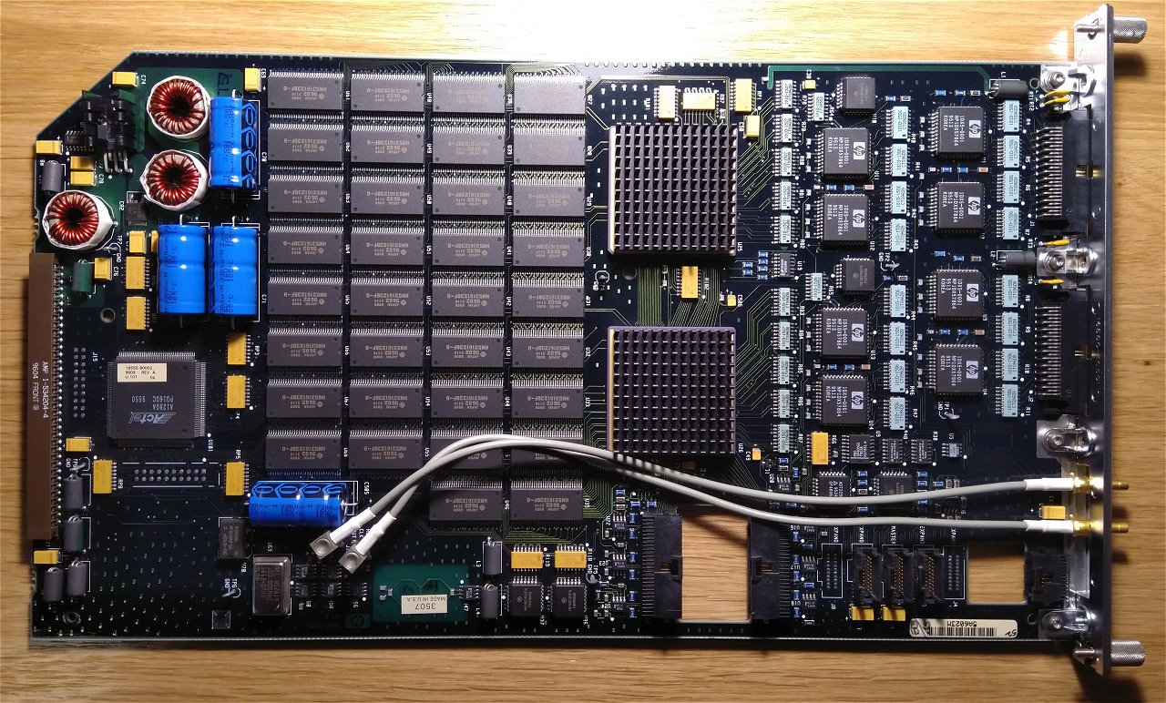 Hewlett-Packard 16500C Logic Analysis System