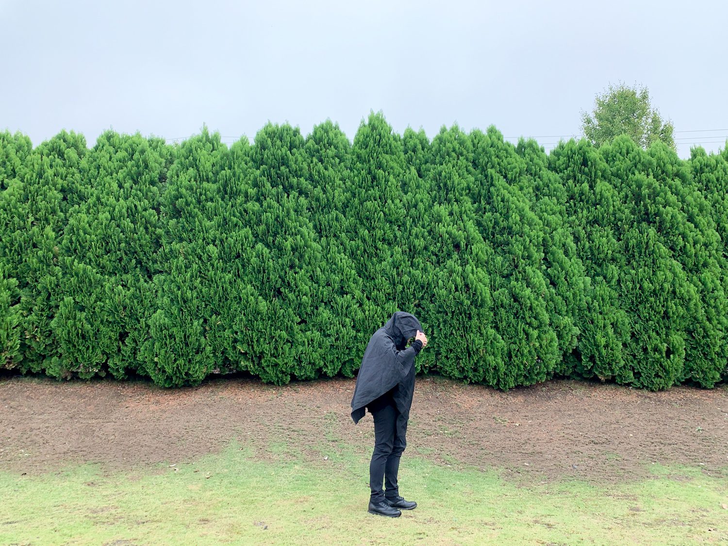 Outlier Injected Linen Poncho - Alex Kwa