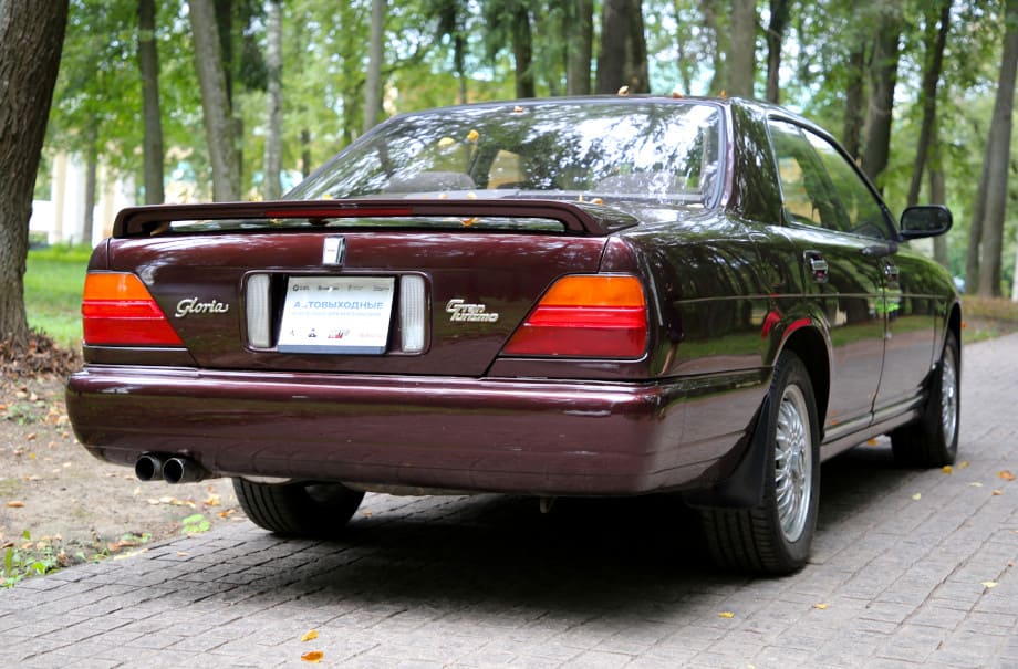Nissan Gloria (Ninth Generation) - All PYRENEES