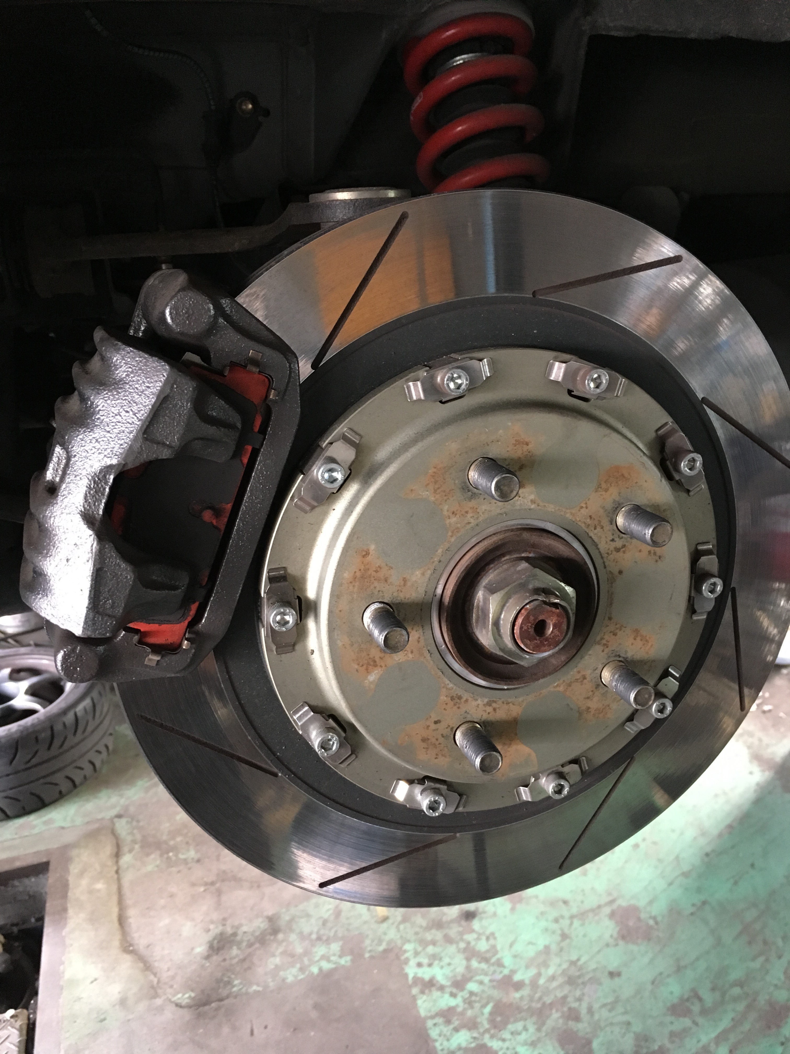 S2000リアブレーキ強化！RX-7純正リアブレーキ流用でソリッド→ベンチ