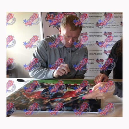 ライアン・ギグスとポール・スコールズの直筆サイン入り16×20フォト