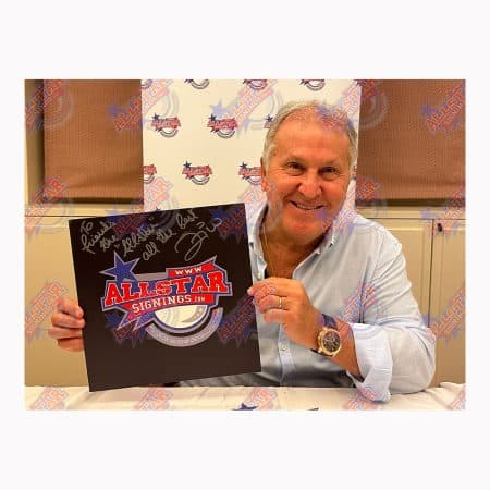 ジーコとソクラテスが1982年ワールドカップの写真にサイン