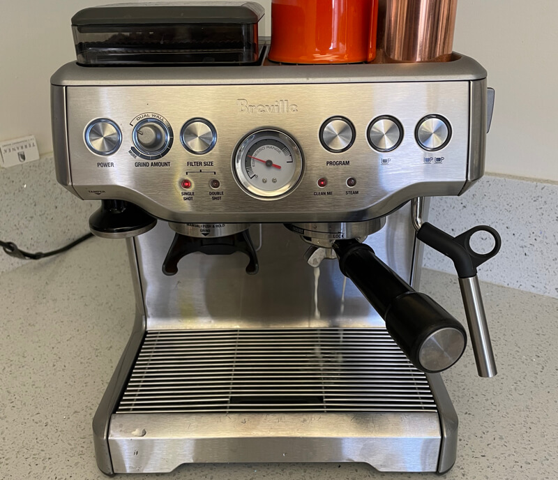 Brevilleブレビル エスプレッソマシン BES860XLの使用レビューを日本語