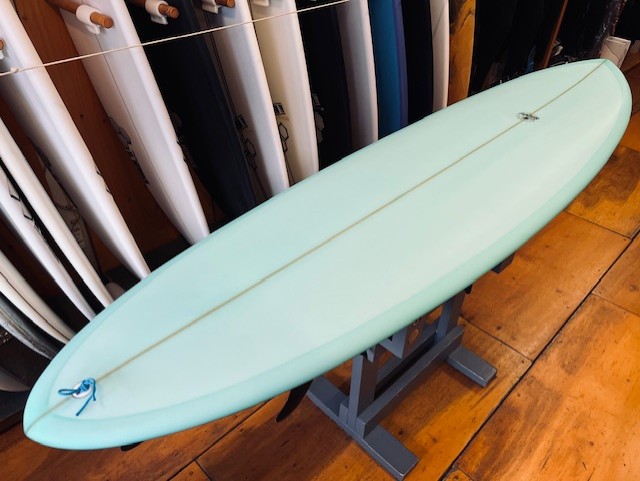 NEWボード【FOCUS custom design】ミッドレングス | サーフィン