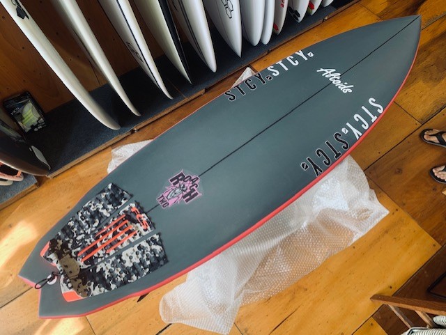 STCY 【ROACH TWO】カスタムボード | サーフィンスクール 千葉市稲毛の