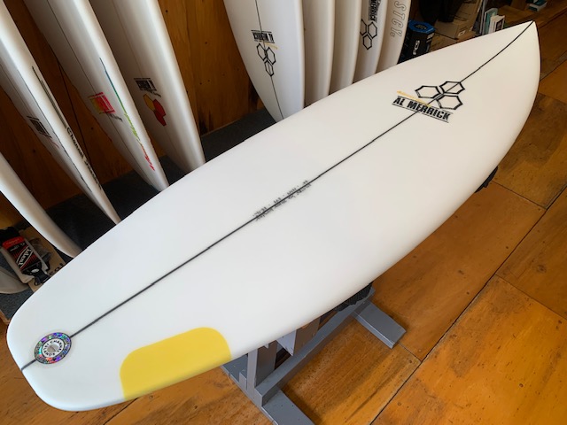 NEWボード【ボビークアッド＆ ハッピーエブリデイ | サーフィン