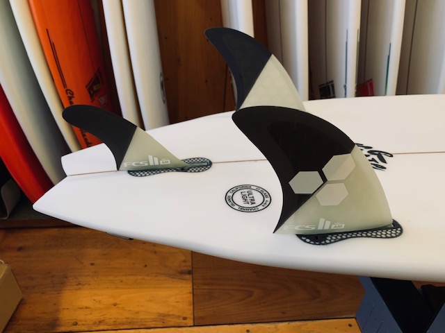 G-SKATE と 推奨フィン | サーフィンスクール 千葉市稲毛のサーフィン