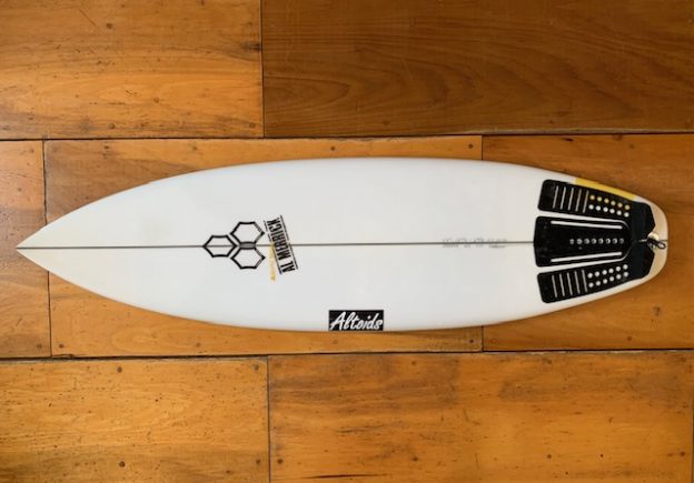 アルトイズ認定中古ボードとTWINフィン中古ボード入荷 | サーフィン