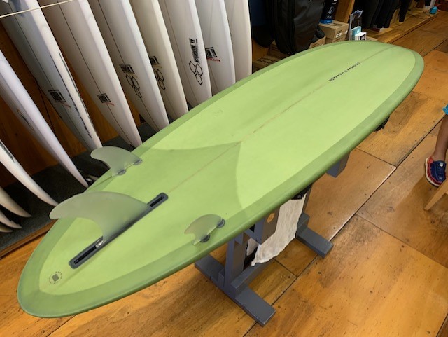 NEWボード【CI MID 6'8”】CHANNEL ISLANDS | サーフィンスクール