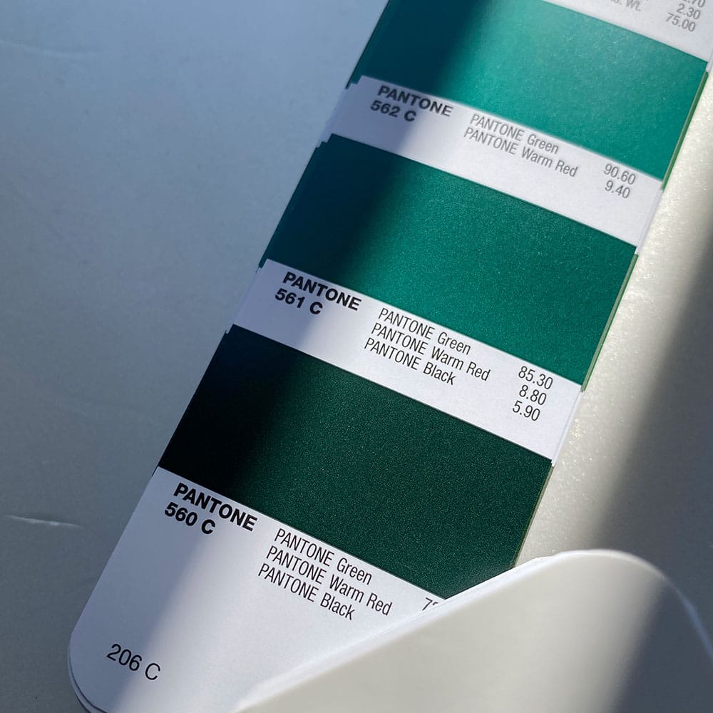 色見本帳「PANTONE」フォーミュラガイドの使い方 | alumania NEWS/BLOG