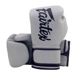 Fairtex(フェアテックス) グローブ 8オンスの個人輸入代行通販