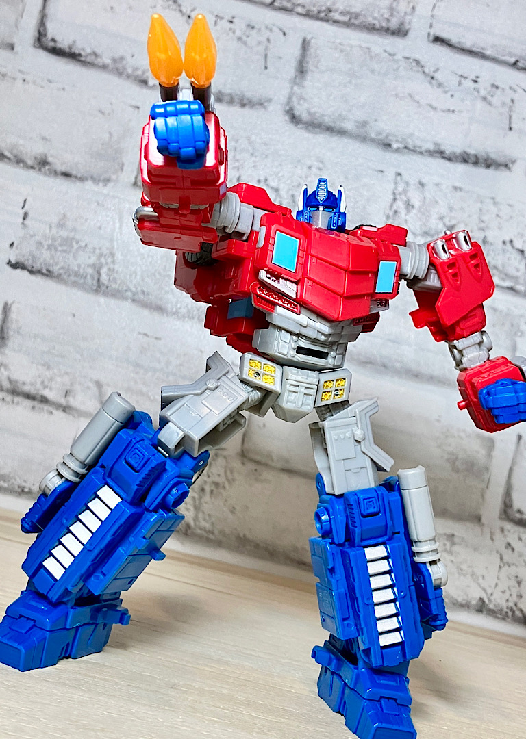 トランスフォーマーレガシーユナイテッド フラクチャードフレンド