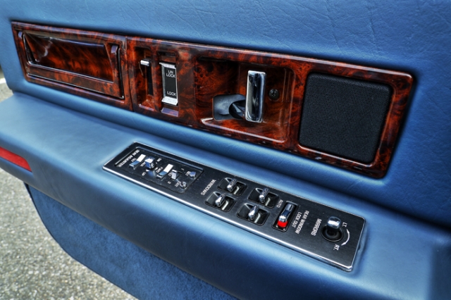 1995年Cadillac Freetwood ブロアムオーナーズマニュアル 1995