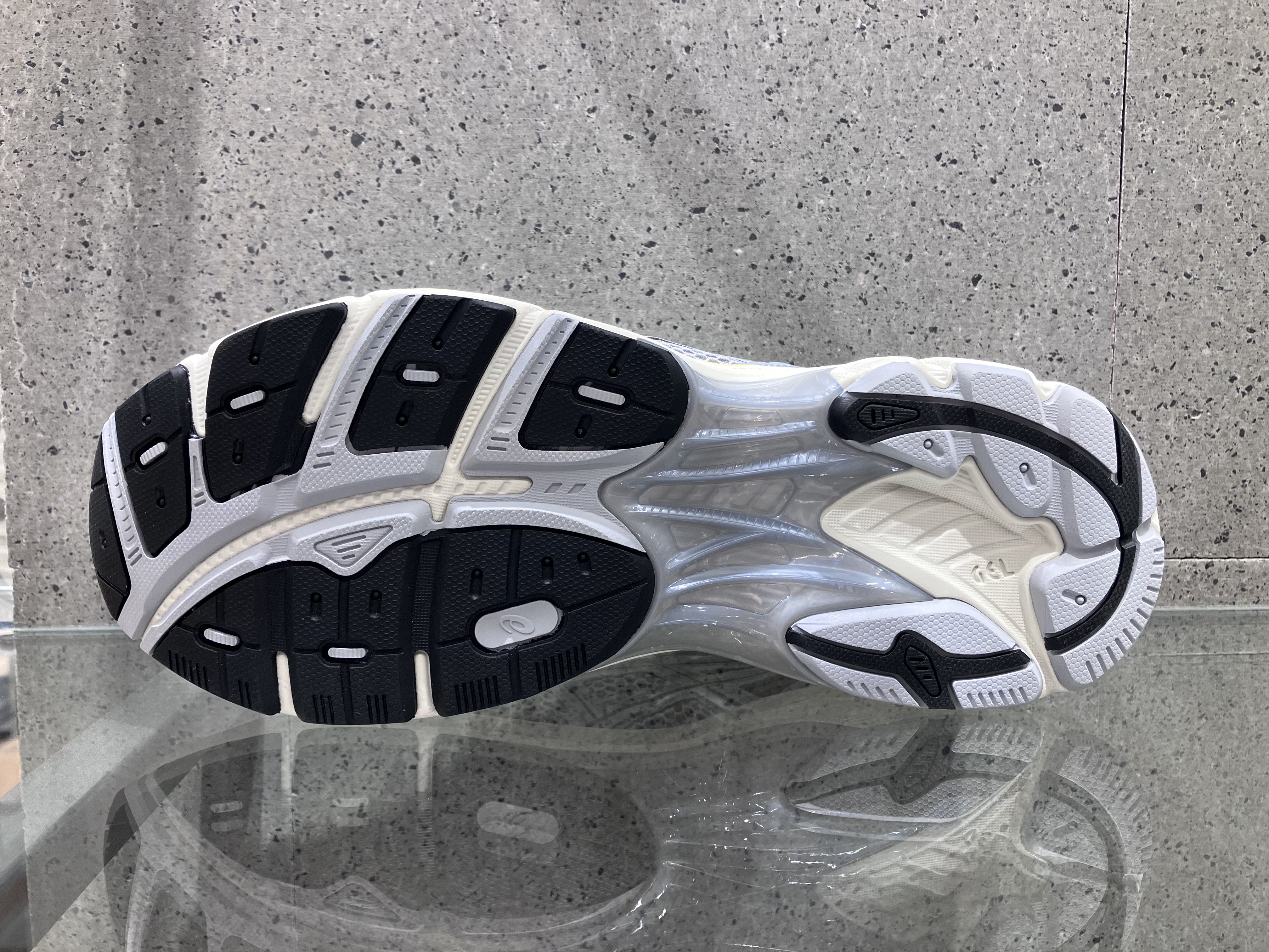 ASICS GT-2160 限定カラー入荷！！ │アーバンリサーチ │ ショップ