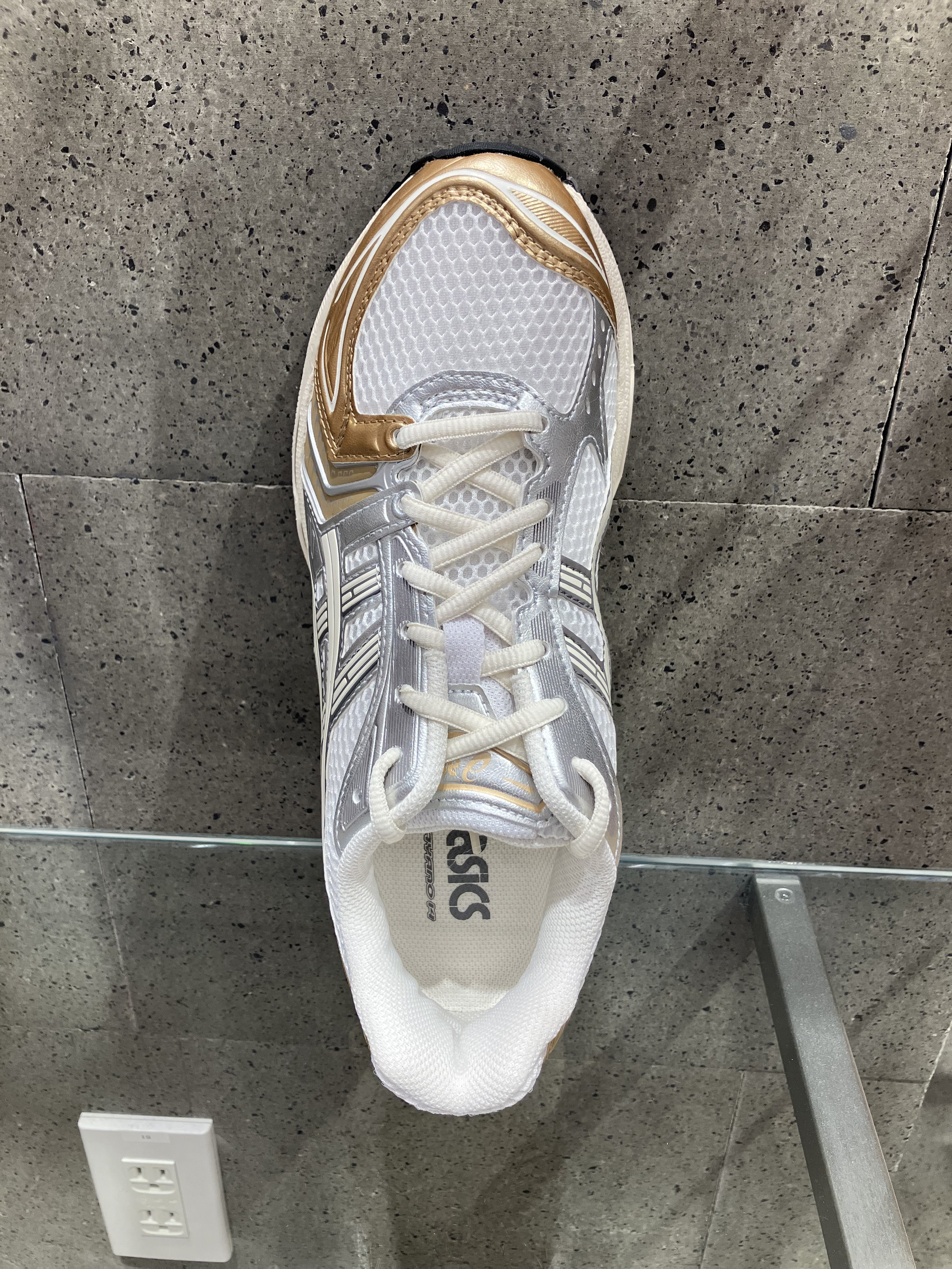 ▽ASICS GEL-KAYANO 14 │アーバンリサーチ │ ショップブログ