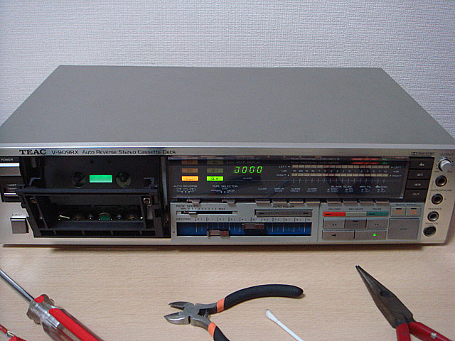 TEAC V-909RX 1982年 修理編 | 古いハードに囲まれて since2011