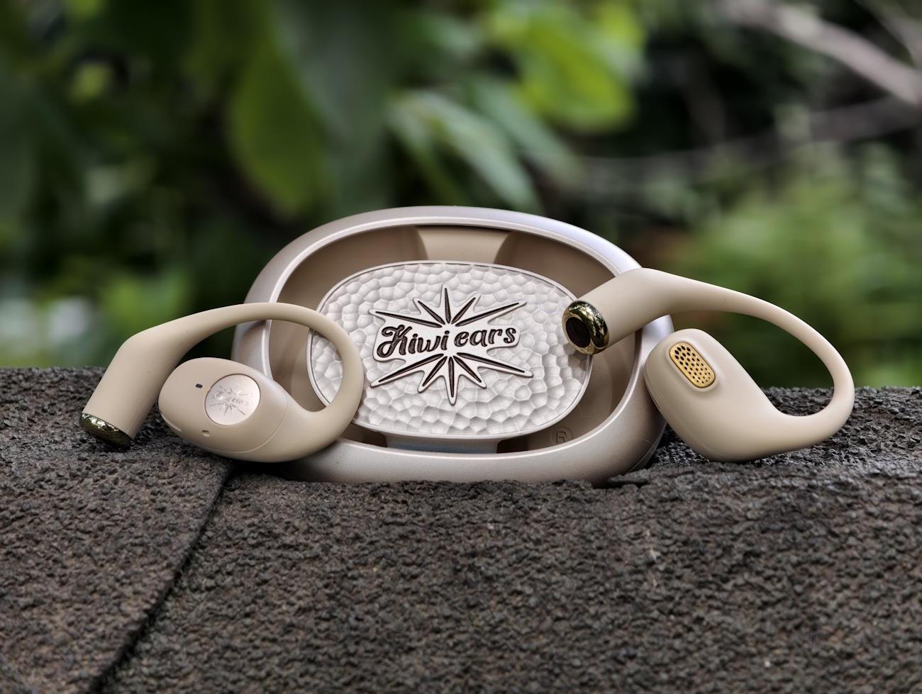 Kiwi Ears Spark Review • maDog