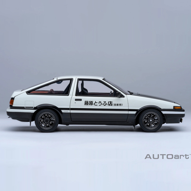 頭文字D」トレノ（AE86）を再現…完成度の高ッ！ 1/18サイズのミニカー