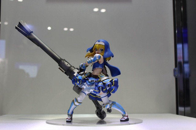 revisions」壁面資料展示が圧巻！ 「戦国乙女」大友ソウリンフィギュア