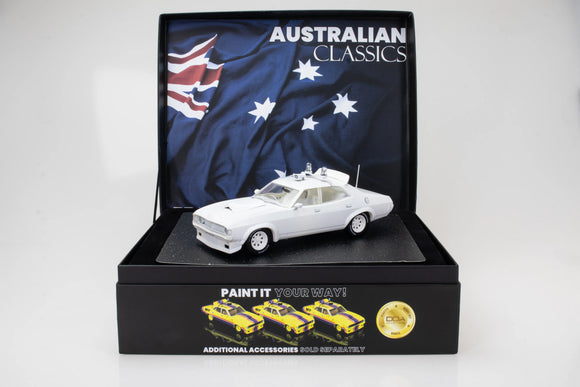 1:24 Mad Max Interceptor -- Ford XA Falcon -- PLASTIC KIT -- DDA Colle