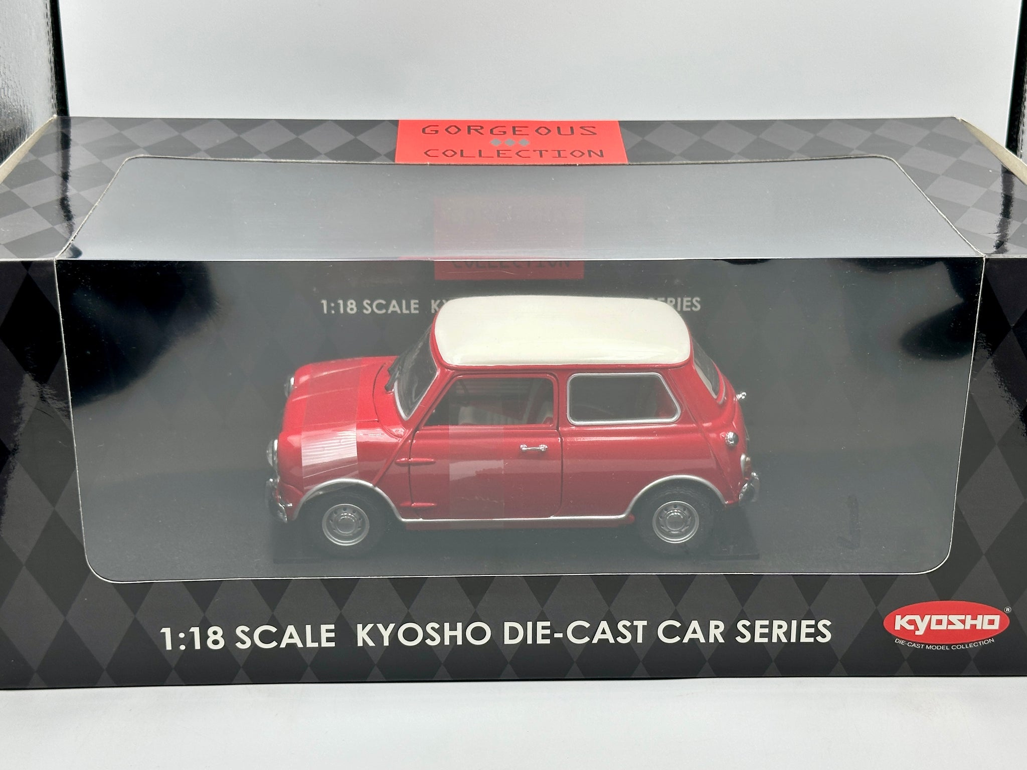 1:18 Morris Mini Cooper -- Red -- Kyosho 08101R