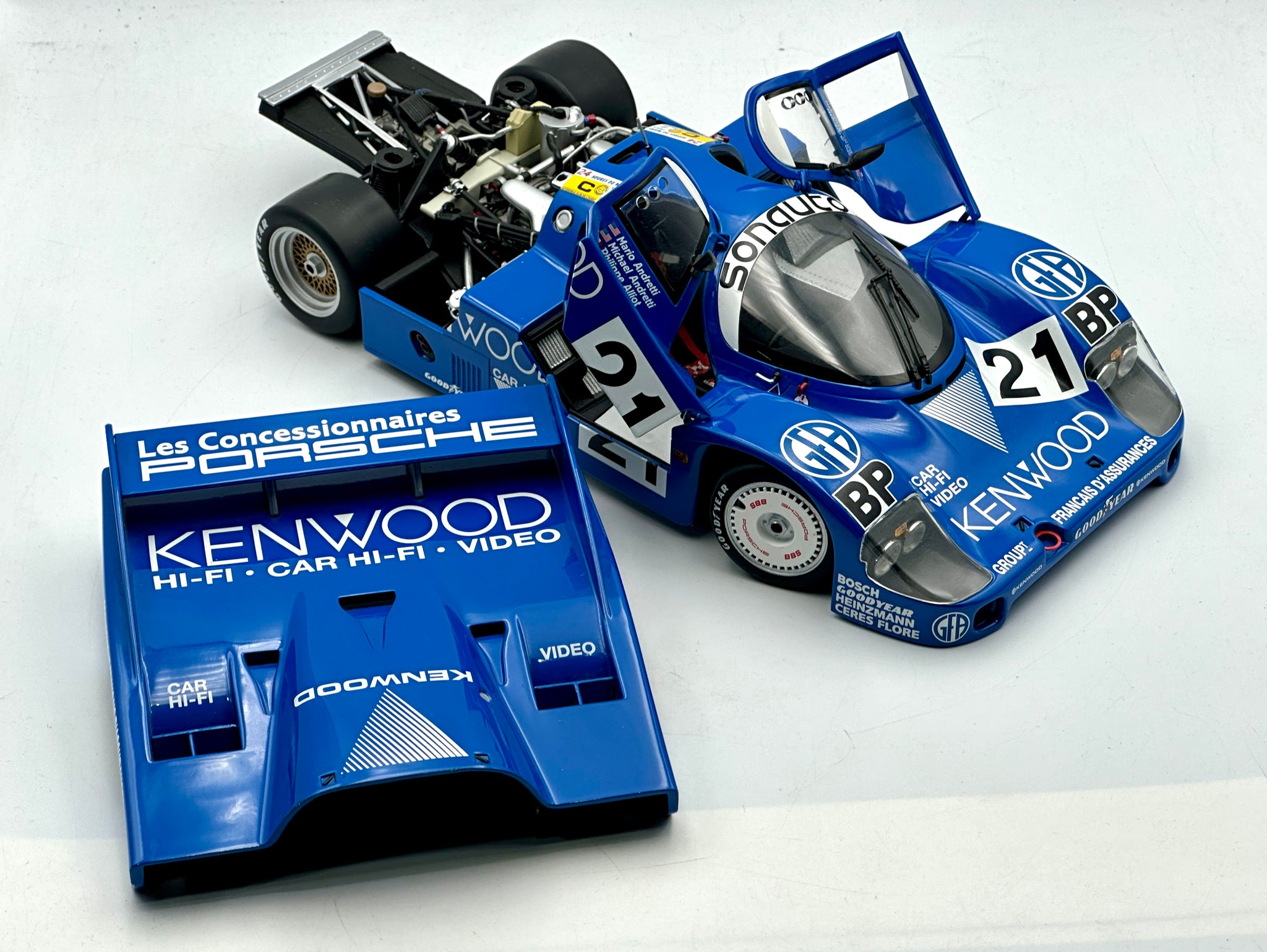 1:18 1983 Le Mans 24 Hour -- Porsche 956 L -- Andretti/Alliot -- Minic