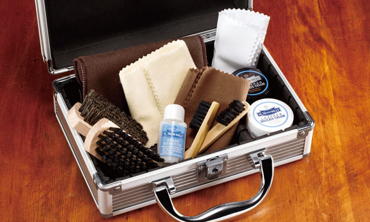 M.MOWBRAY / シューケアセット トレジャーを贈るなら、多彩で高品質な