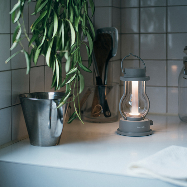 BALMUDA（バルミューダ） / BALMUDA The Lantern グレーを贈るなら