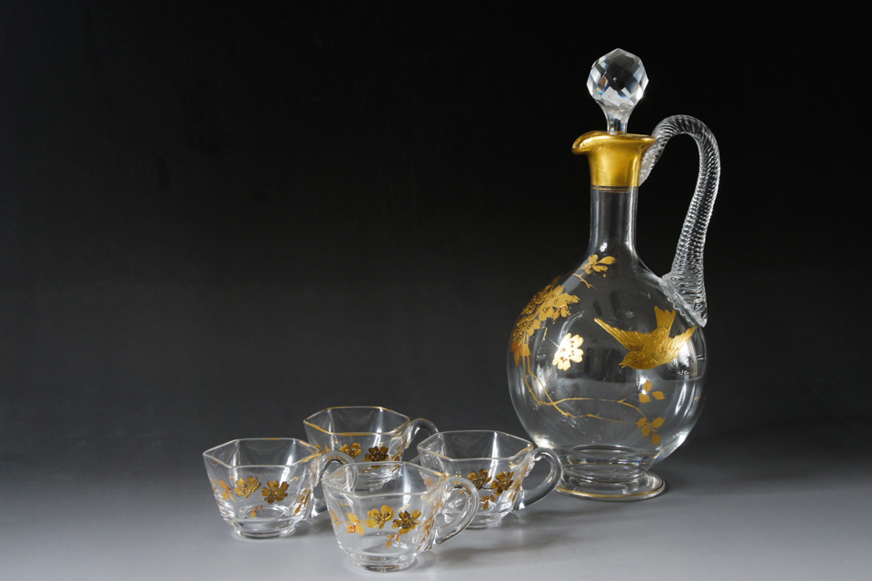 オールドバカラ「ジャポニズム 桜に雀文 金彩 カラフ」《アンティック