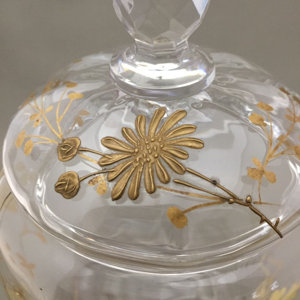 オールドバカラ「金彩 野菊文 ボンボニエール」《アンティックかとう》